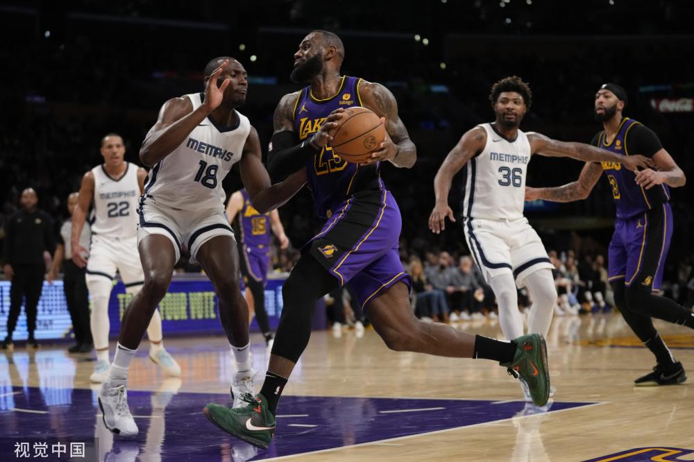 基莱斯以其 基莱斯以其