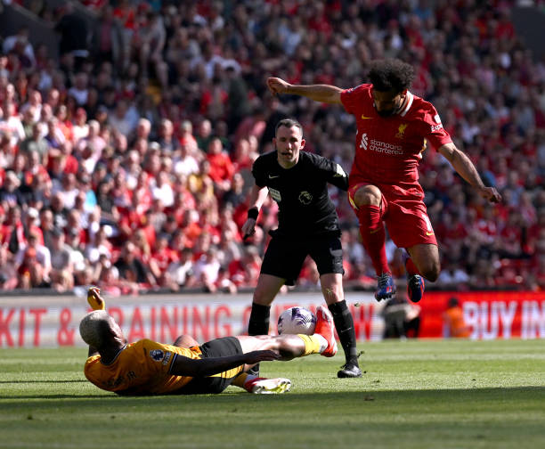 霍伊伦是否 霍伊伦是否